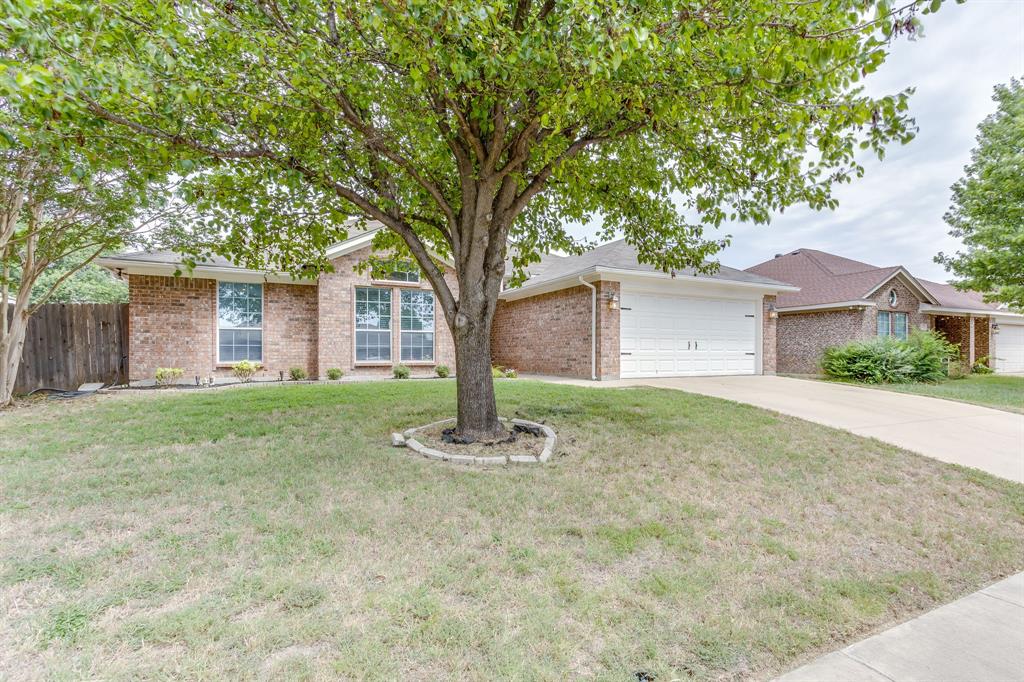 1020 Thistle Meade Circle