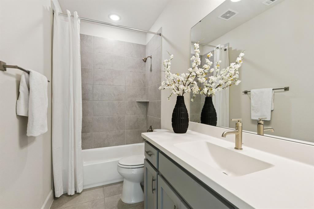 Enclave-Lk Hlnds Tc2 - Residential