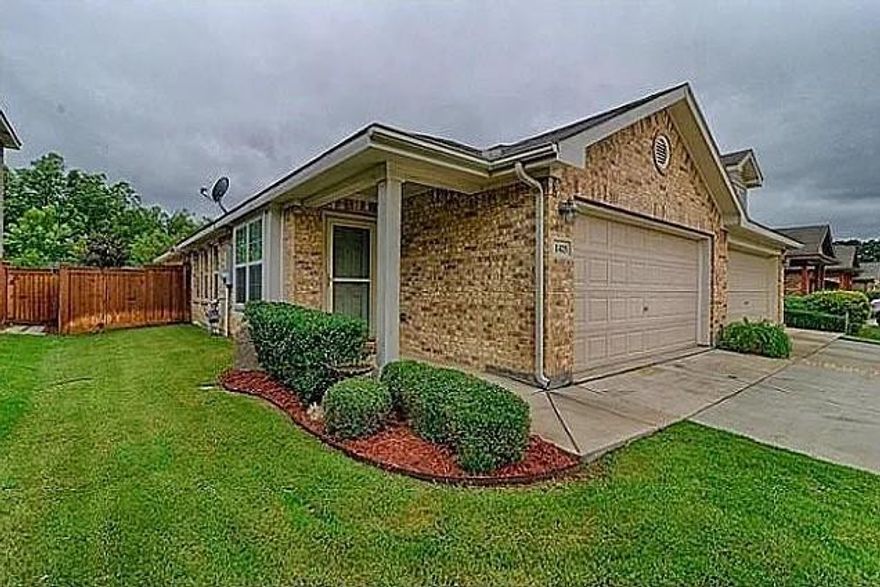 Welcome to this beautifully updated 2-bedroom, 2-bathroom duplex, perfectly situated in a fabulous and friendly neighborhood. This home features an inviting open-concept kitchen that flows seamlessly into the living and dining areas—ideal for everyday living or entertaining guests.
Since purchasing the property, the owners have completed numerous updates, including refreshed flooring, modern appliances, and contemporary interior paint, giving the home a clean and stylish feel. Each bedroom offers comfortable space and natural light, while both bathrooms are designed for convenience and functionality.
The HOA maintains the front lawns, ensuring a well-kept exterior and worry-free curb appeal. Neighbors are warm and welcoming, making this community truly enjoyable.
Whether you're searching for a smart investment opportunity or a lovely place to call home, this updated duplex is a fantastic choice.  Professional Pictures Coming Soon!