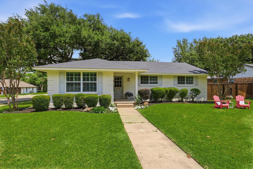 406 Saint Lukes Drive