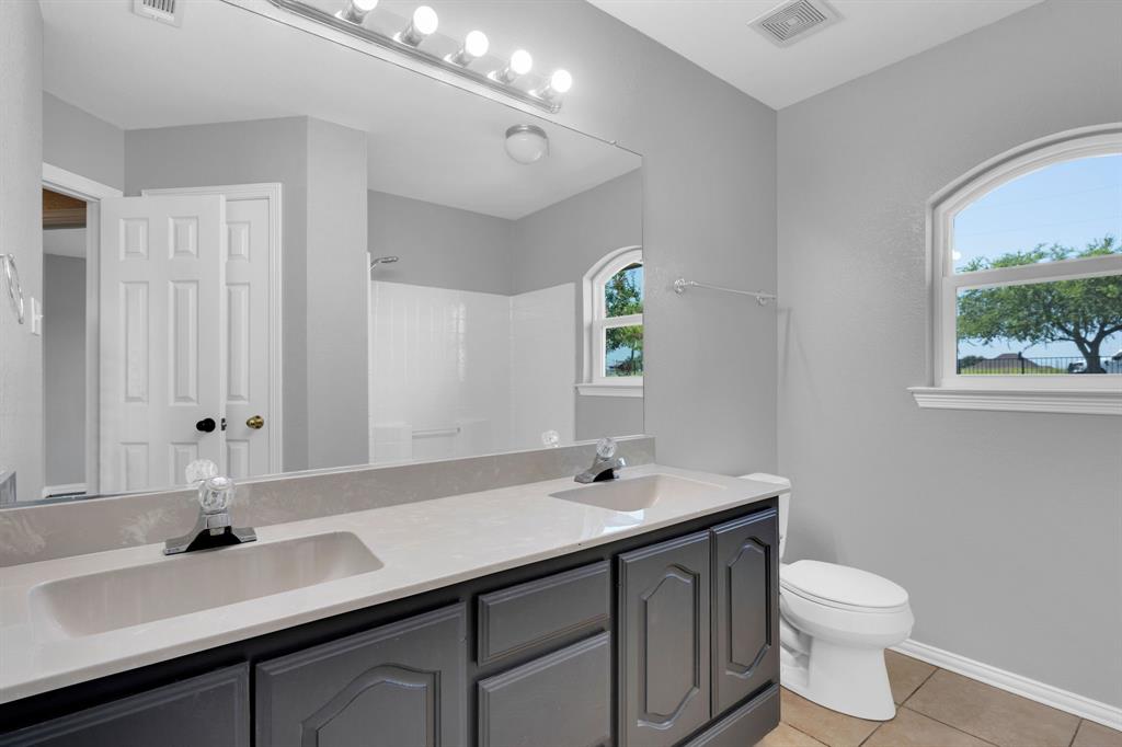 812 P OLIVARI 3.99 ACRES - Residential