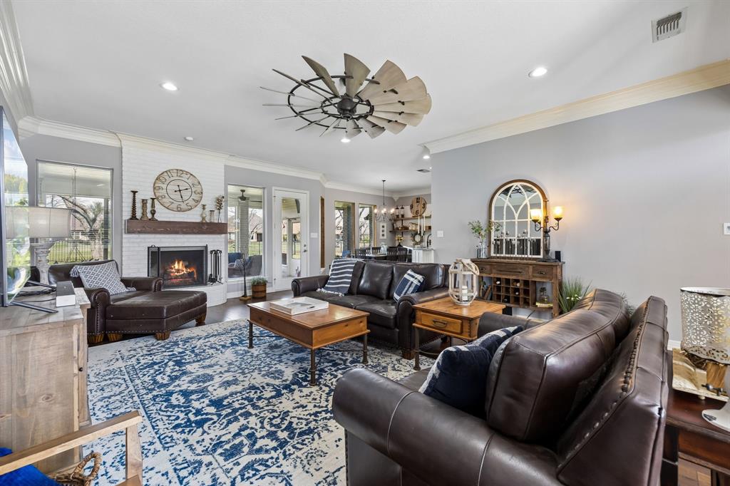 5704 Nutcracker Drive