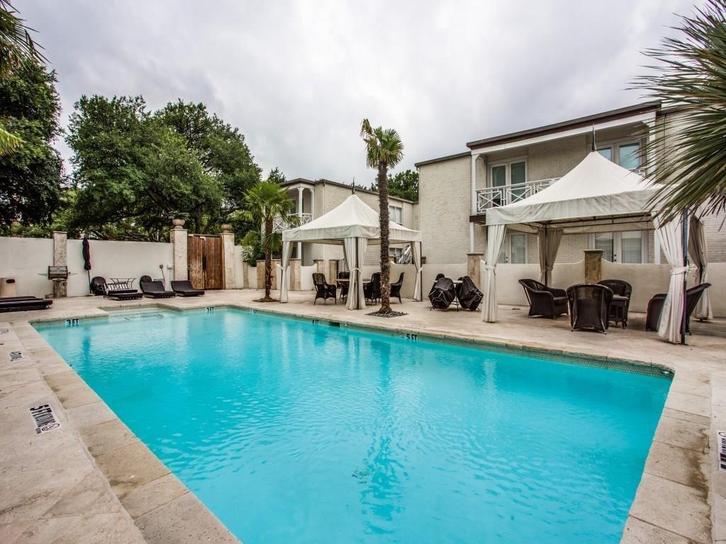 Bella Gardens Condos - Residential