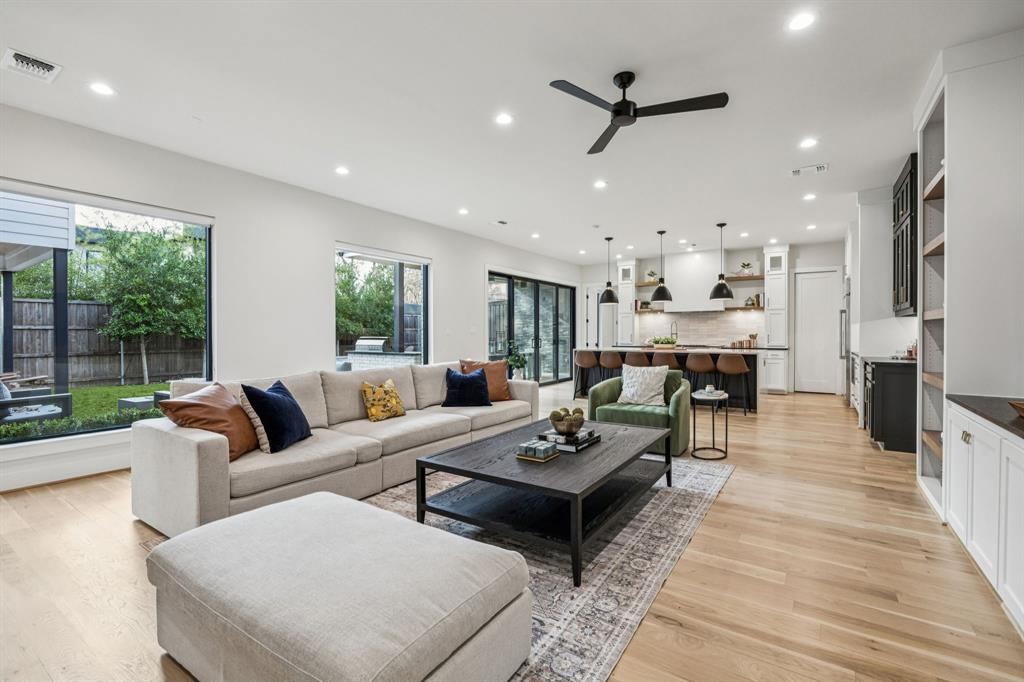 White Rock Forest Add - Residential