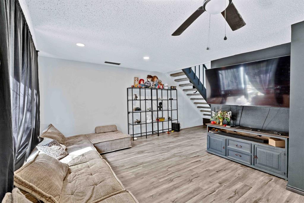 Gatewood 03 - Residential