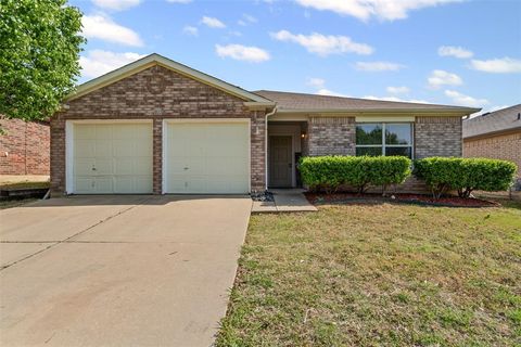 1812 Little Deer Lane Fort Worth TX 76131