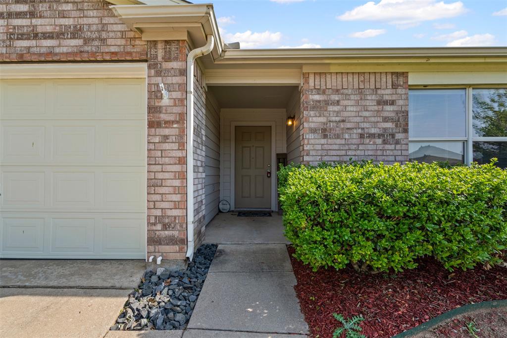 1812 Little Deer Lane