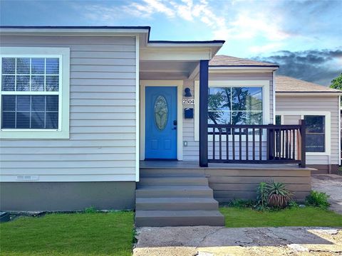 2504 Falls Drive Dallas TX 75211