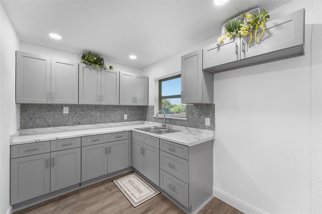 Polk Terrace - Residential