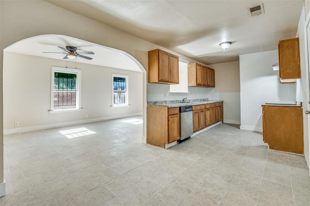 1742 E Red Bird Lane