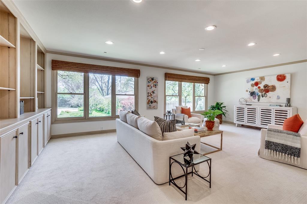 Dentwood 02 - Residential