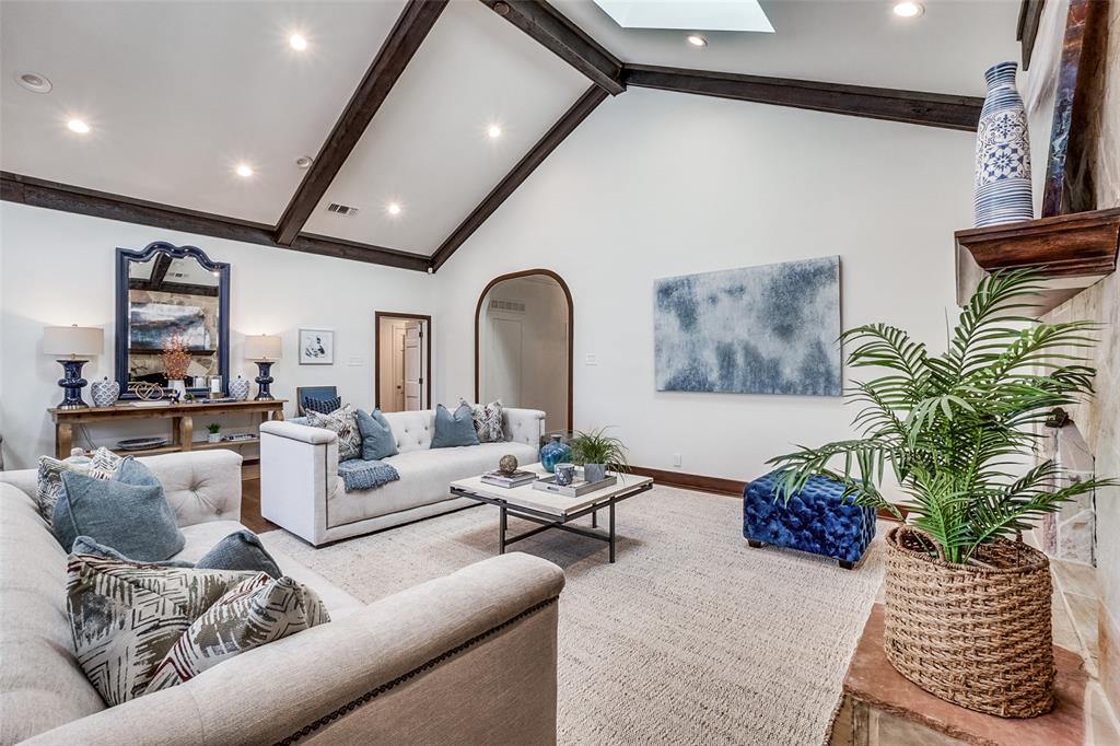 Dentwood 02 - Residential