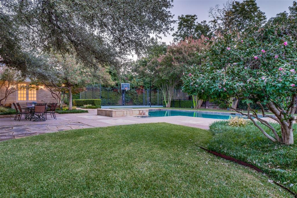 Dentwood 02 - Residential