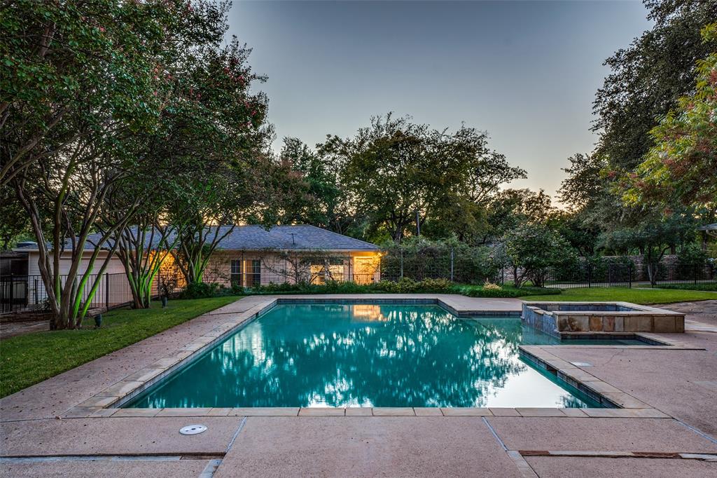 Dentwood 02 - Residential