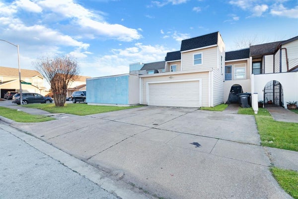 4511 ALAMOSA ST, FORT WORTH, TX 76119 - Image efd54a728e10fbca8cef16a500fda0bd/3325368363