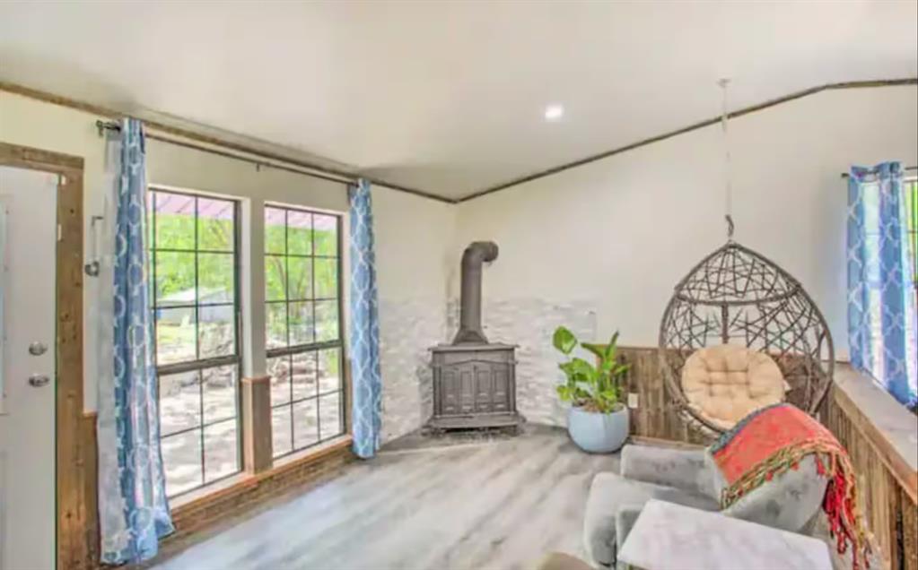 9899 Archer Lane