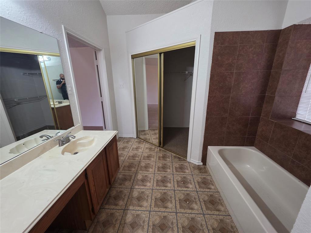 Country Addition-Arlington - Residential Lease