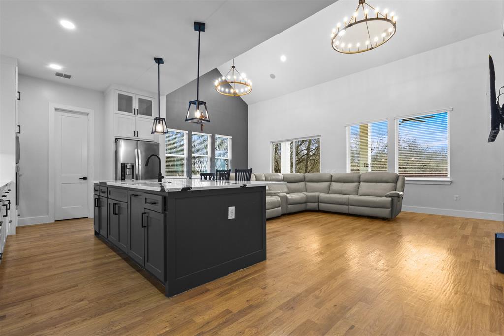 MAINA ESTATES - Residential