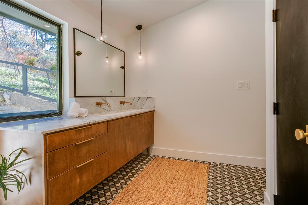 Dement & Hardy Cb 4599 - Residential