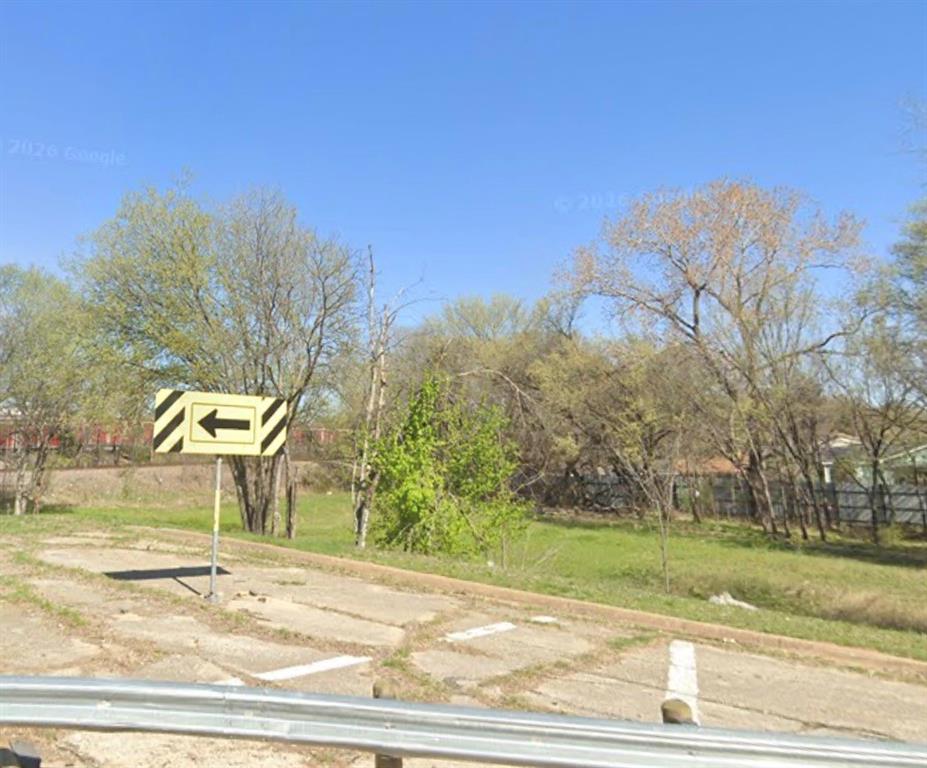 2216 SW Loop 820