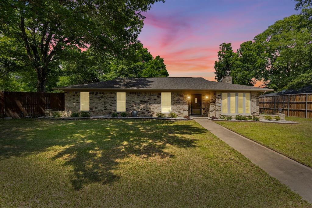 3026 Arapaho Road
