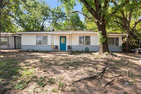 1704 Joyce Street Arlington TX 76010