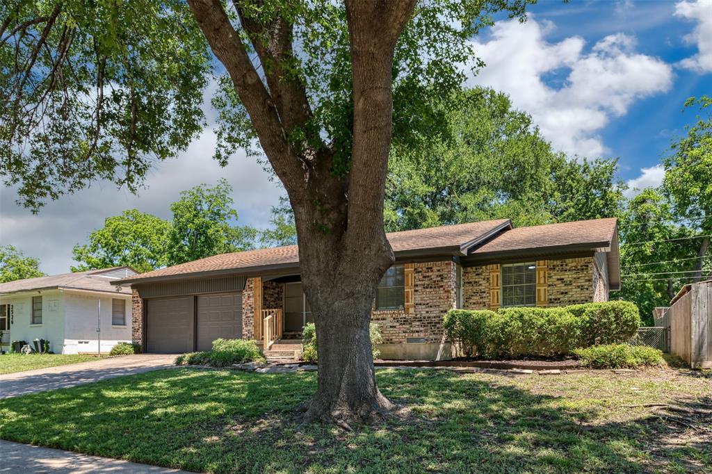 2530 Robin Lane