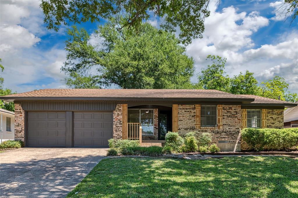 2530 Robin Lane