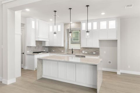 Tiny photo for 960 Georgetown Place, Prosper, TX 75078 (MLS # 21198236)