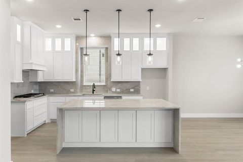 Tiny photo for 960 Georgetown Place, Prosper, TX 75078 (MLS # 21198236)