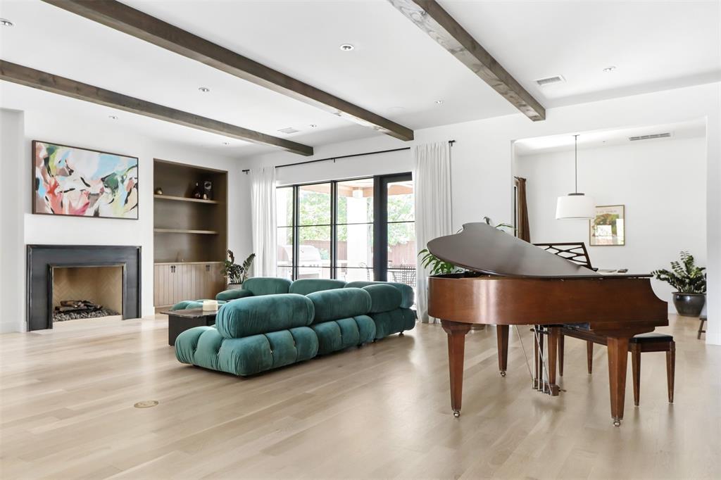 5026 Forest Bend Road