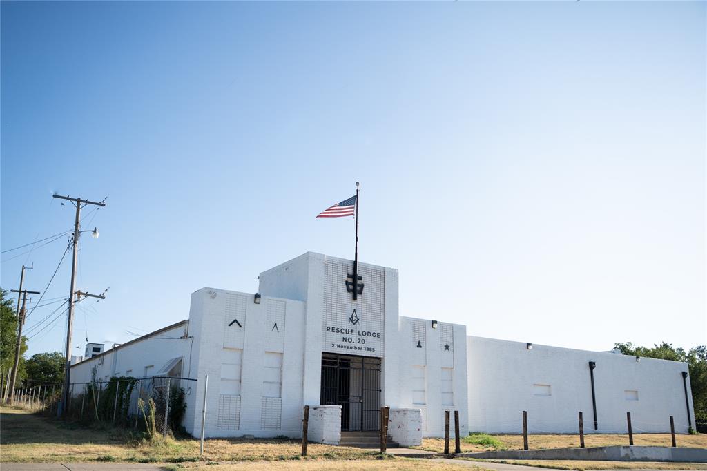 Archer W A Add - Commercial Sale