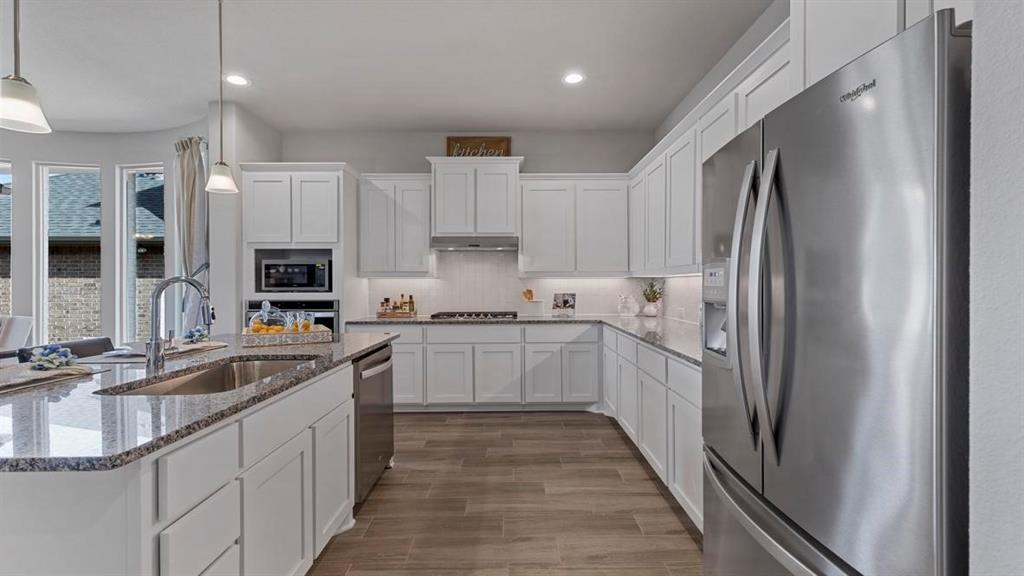 8612 BUR OAK Drive