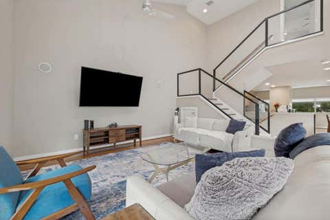 Tiny photo for 1211 Urban Lofts Drive, Dallas, TX 75215 (MLS # 21340603)
