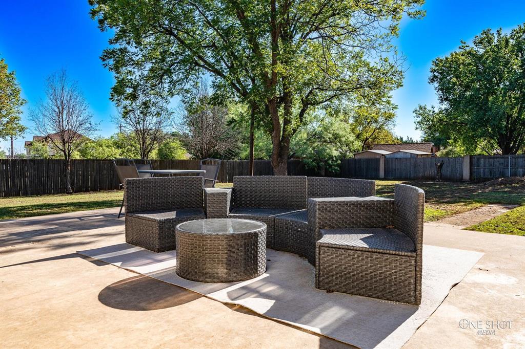 Commercial Property on Buffalo Gap - Commercial Sale