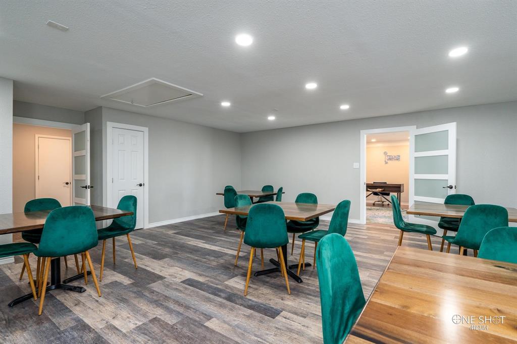 Commercial Property on Buffalo Gap - Commercial Sale