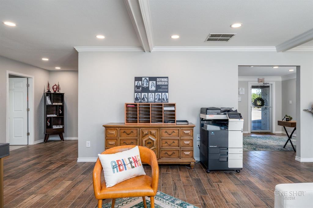 Commercial Property on Buffalo Gap - Commercial Sale