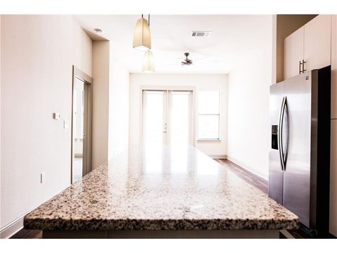Photo of 2901 W 5th Street #201, Fort Worth, TX 76107 (MLS # 21198314)