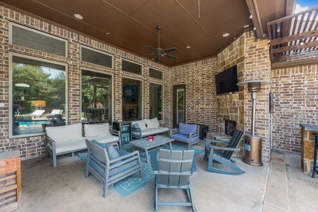812 Rose Court