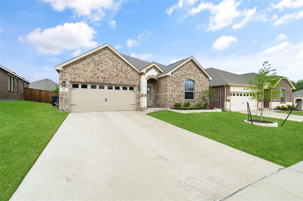 1317 Lazy Grove Drive