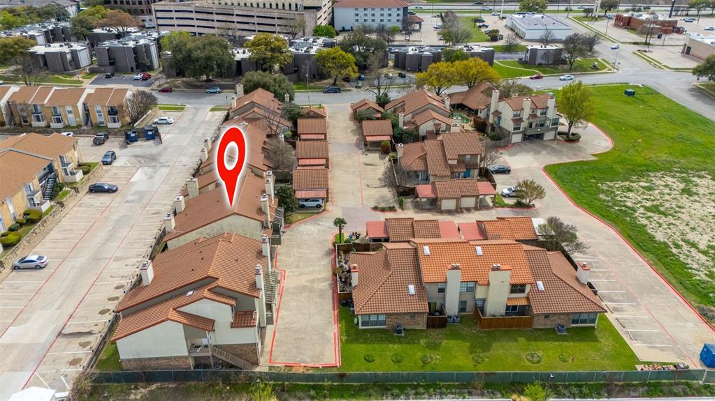 Ridgmar Crossroads Condo - Residential