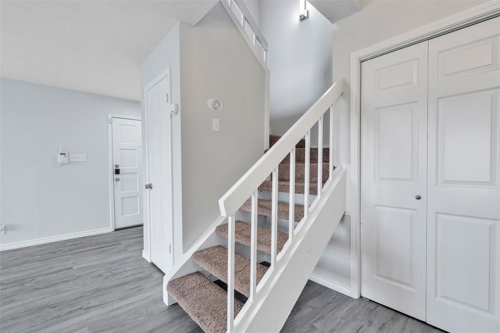 Ridgmar Crossroads Condo - Residential