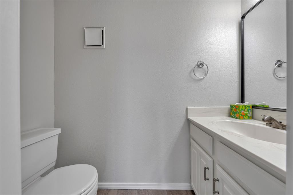 Ridgmar Crossroads Condo - Residential