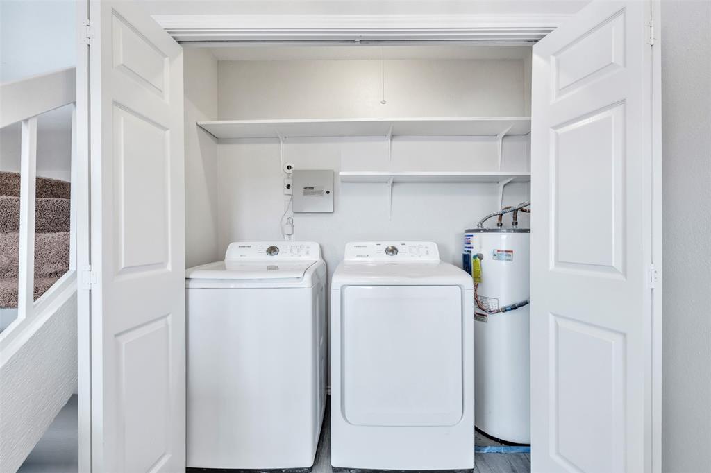 Ridgmar Crossroads Condo - Residential