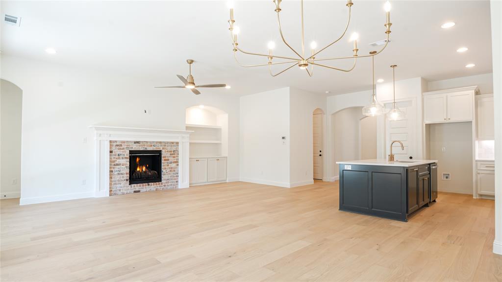 427 Wingtail Drive