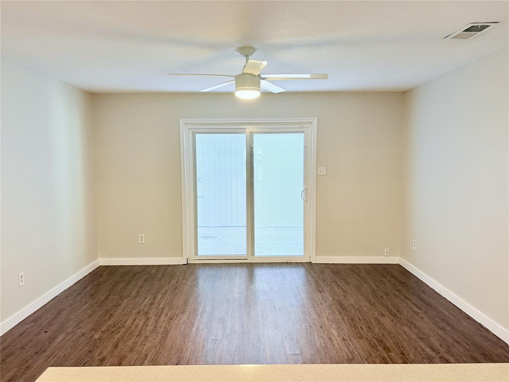 Dallas, Texas 75244, United States, 4 Bedrooms Bedrooms, ,3 BathroomsBathrooms,Residential,Active,215415