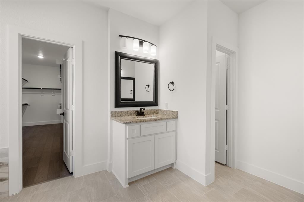 Mira Lagos Crossing - Residential