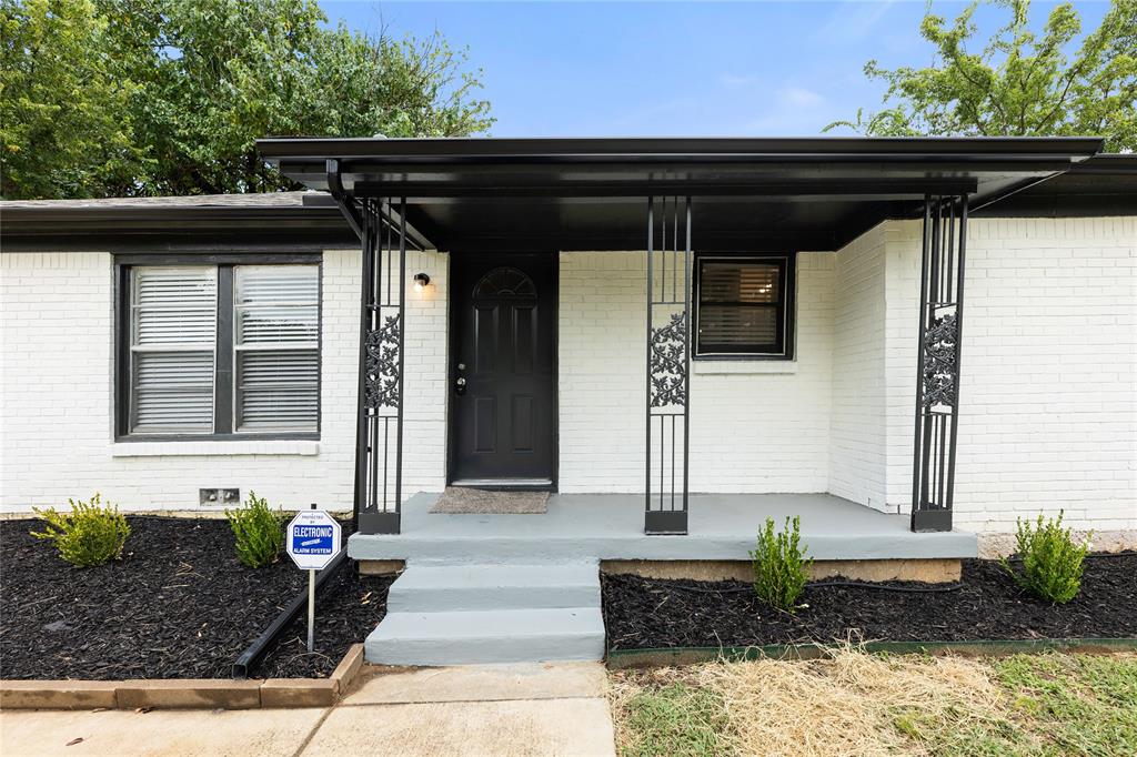 908 Zelda Drive