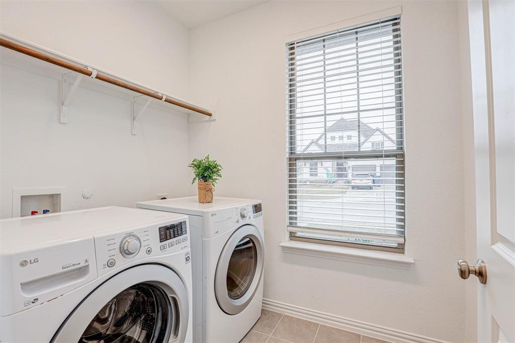 Pecan Square Ph 2b-3 - Residential Lease