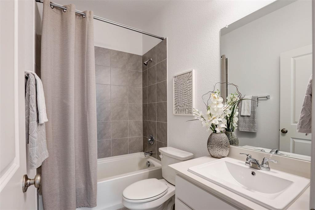 Pecan Square Ph 2b-3 - Residential Lease